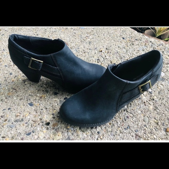 Clarks Ankle Boots 9.5 Charcoal Leather Side Zip - Picture 5 of 6